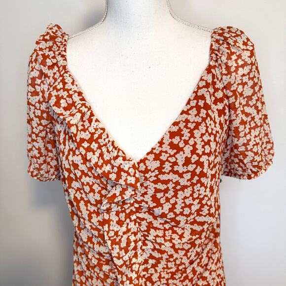 ASTR The Label Ditsy Floral Ruffle Mini Dress In Rust Orange White Size XL New - Picture 4 of 15